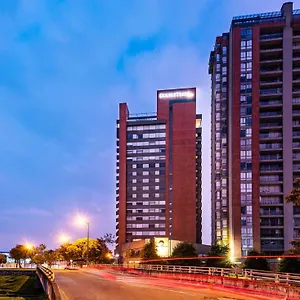 Hilton Doubletree Salitre Ar Otel