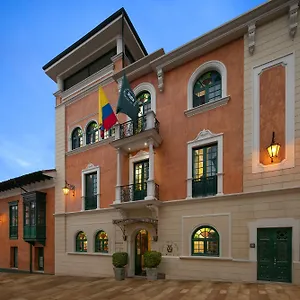 De La Opera Hotel